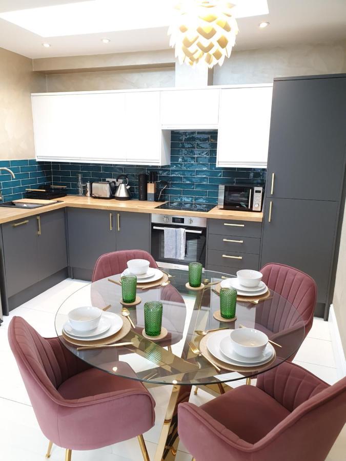 The Loughborough - Elegant, Glamourous Boutique 1 Bed, Central Труро Экстерьер фото