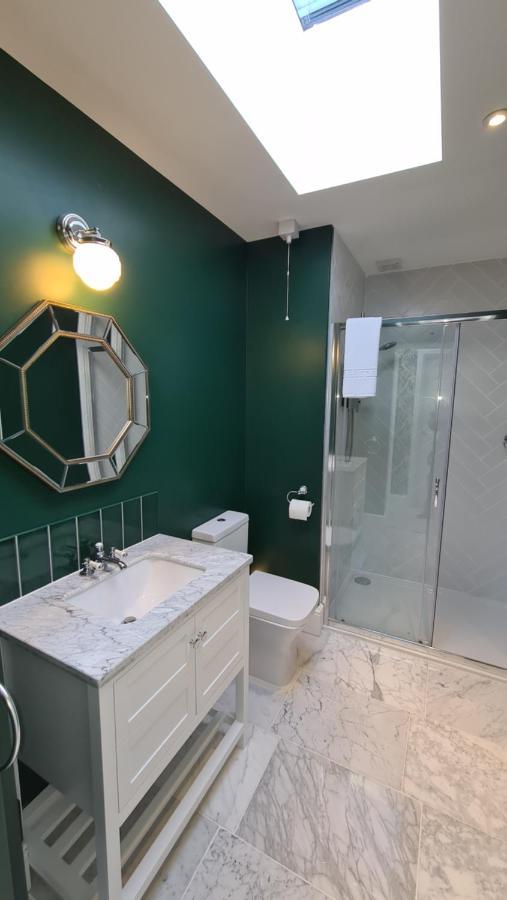 The Loughborough - Elegant, Glamourous Boutique 1 Bed, Central Труро Экстерьер фото